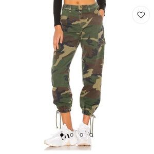 Kayla Camo Jogger Pant in Camo
